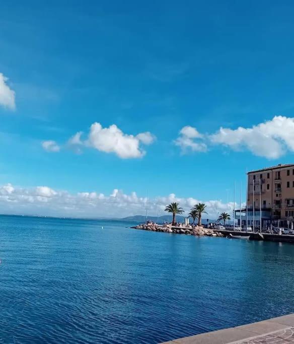 Sweet Liana Un Tuffo Nel Cuore Del Paese Porto Santo Stefano  Εξωτερικό φωτογραφία