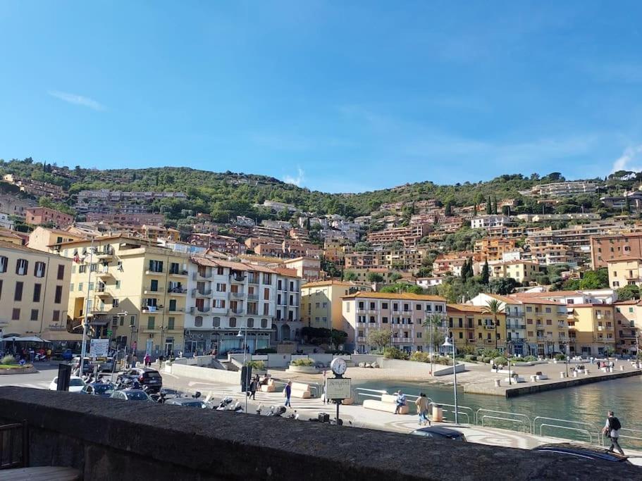 Sweet Liana Un Tuffo Nel Cuore Del Paese Porto Santo Stefano  Εξωτερικό φωτογραφία
